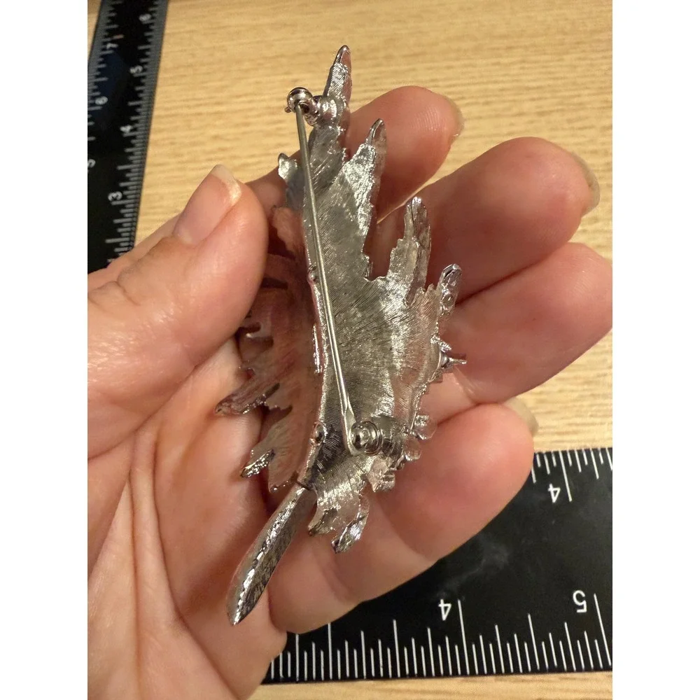 Monet Vintage Silver Tone Large Leaf Brooch Textured Feather‎ Statement Pin
